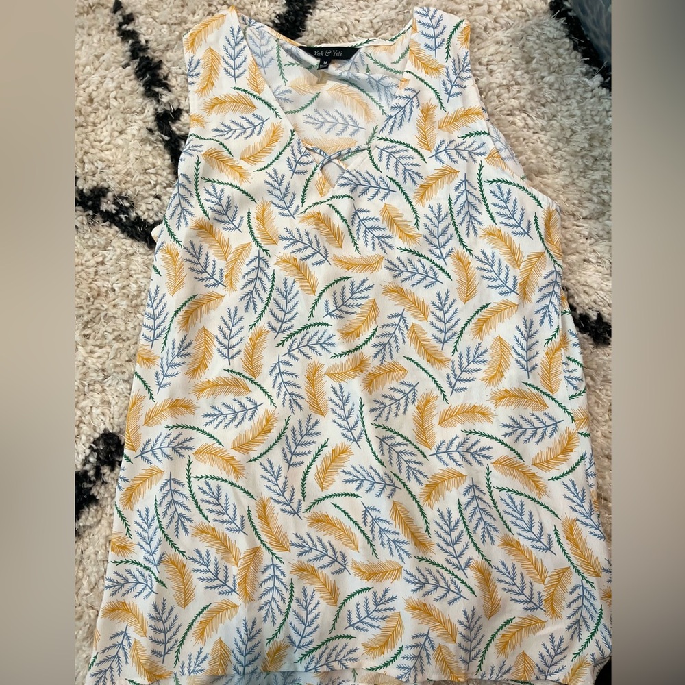 Yak & Yeti Leaf Print Sleeveless Top